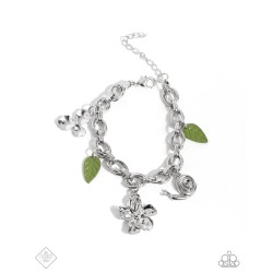 Cottagecore Cameo - Green Cottagecore Cameo - Green