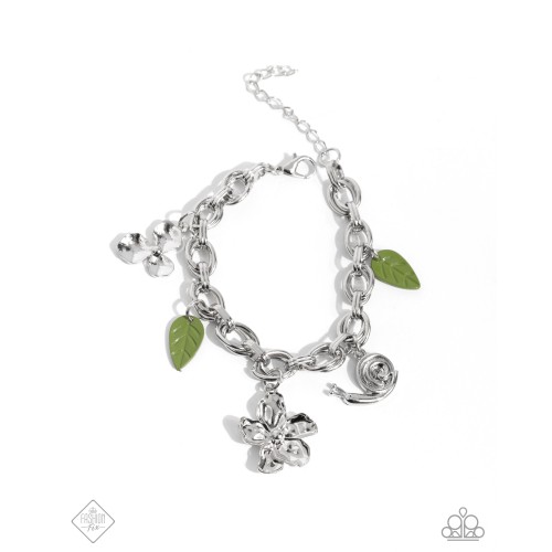 Cottagecore Cameo - Green Cottagecore Cameo - Green