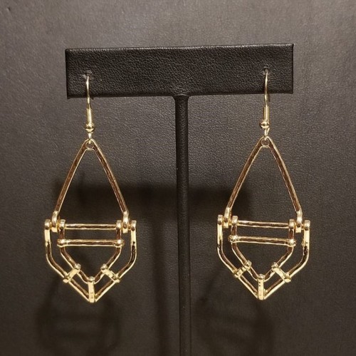 Artisan Apparatus Gold Earring Artisan Apparatus Gold Earring