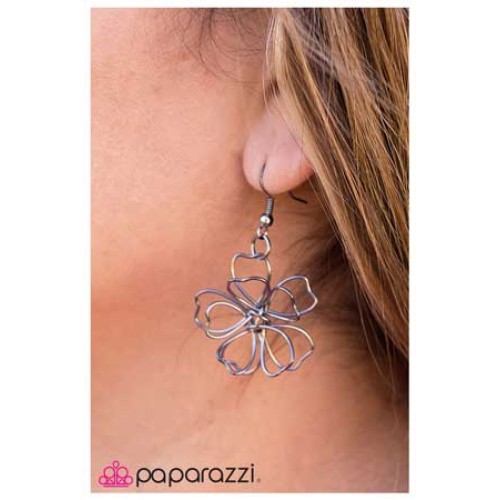 Miss Daisy - Gunmetal (Small) Miss Daisy - Gunmetal (Small)