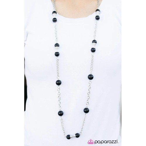 Commander In Chief - Black