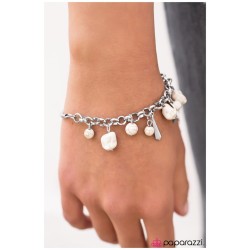 The Explorer - White The Explorer - White